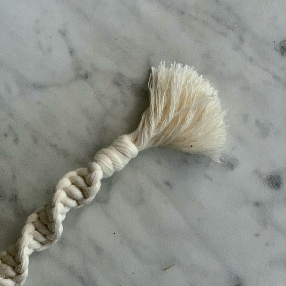 Macrame Keychain - Picture 3 of 3